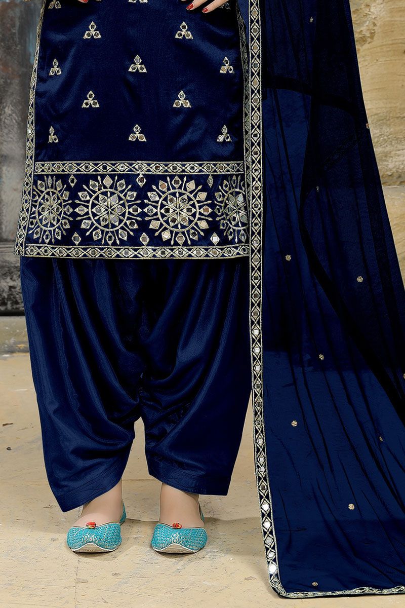 Would this outfit be appropriate to wear to a Pakistani wedding at the  mosque? More context in the comments. : r/pakistan