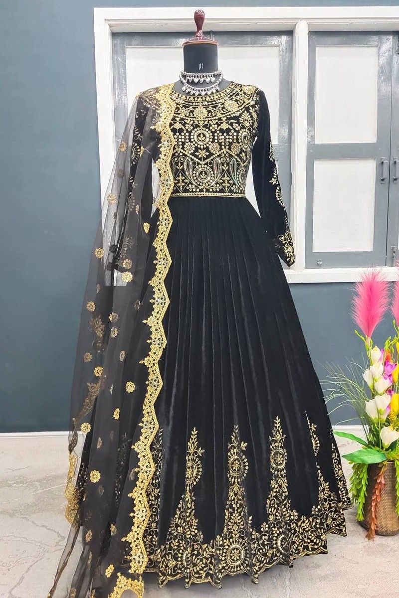 Gown | Fancy Black Gown - GWN40689 | Vestidos, Roupas étnicas, Roupas  indianas