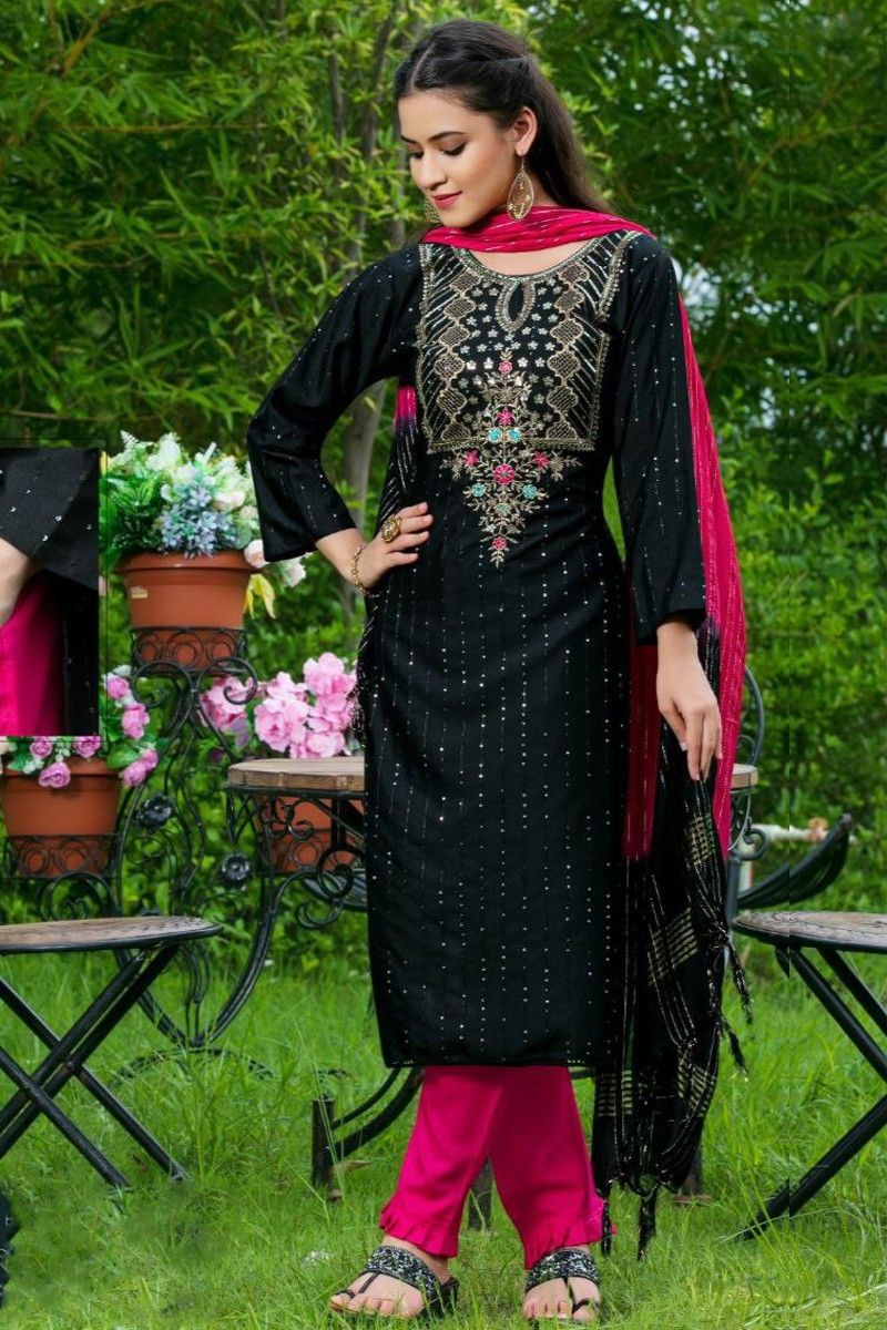 Black and White Stripes Crepe Kurti - Kurtis Online in India | Fashion  outfits, Pinterest fashion, Fashion dresses