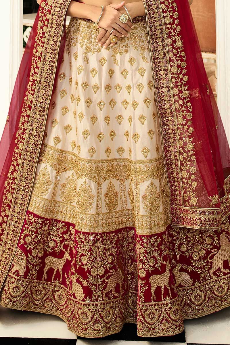 Red Embroidered Bridal Lehenga Choli Latest 2998LG12