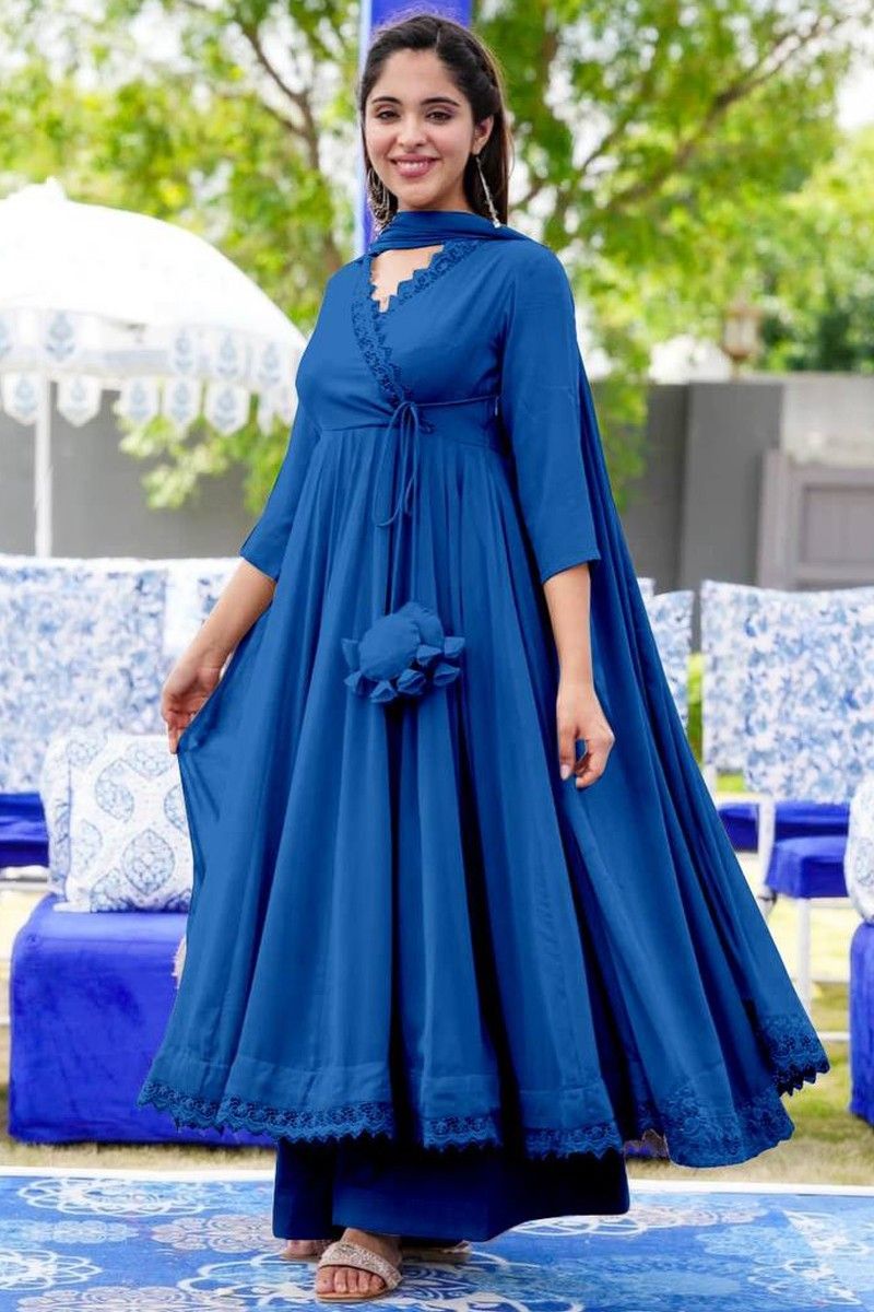 G903 (3), Navy Blue Slit Cut Pre Wedding Shoot Long Trail Gown, Size ( –  Style Icon www.dressrent.in
