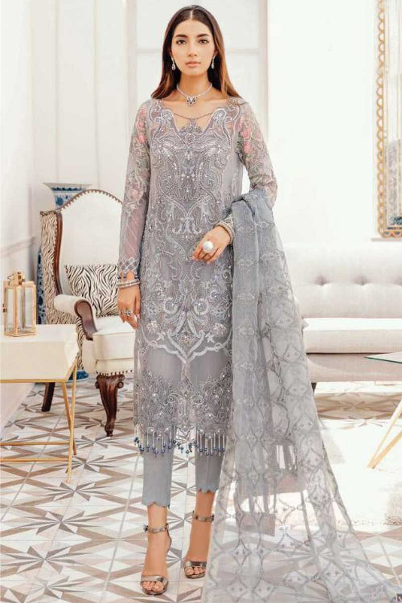 Salwar Suits : Black heavy embroidery work pakistani suit