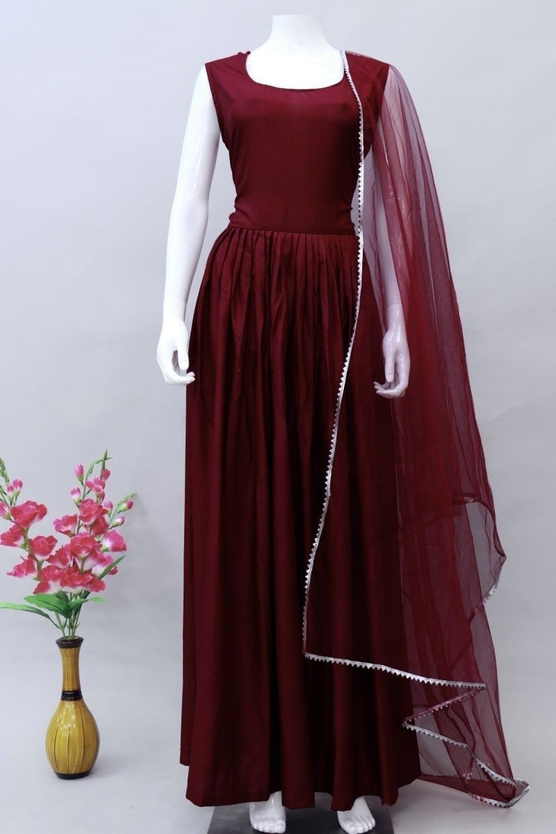 Buy LooksGud Women's Slub Cotton Gown Type Long Anarkali Plain Kurta/Kurti  - at Best Price Best Indian Collection Saree - Gia Designer