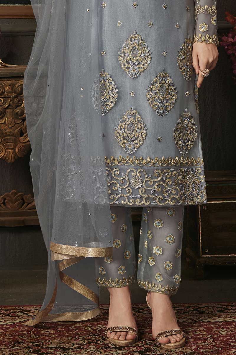 Shop Designer Salwar Suits (सलवार सूट) - Latest Salwar Kameez (सलवार कमीज़)  Online In India | KALKI Fashion India