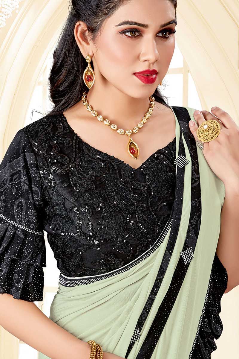 Beautiful Shilpa Shetty looks Sassy in Ruffle Saree in 2024 | Ruffle saree,  Indian gowns dresses, Silk saree blouse designs