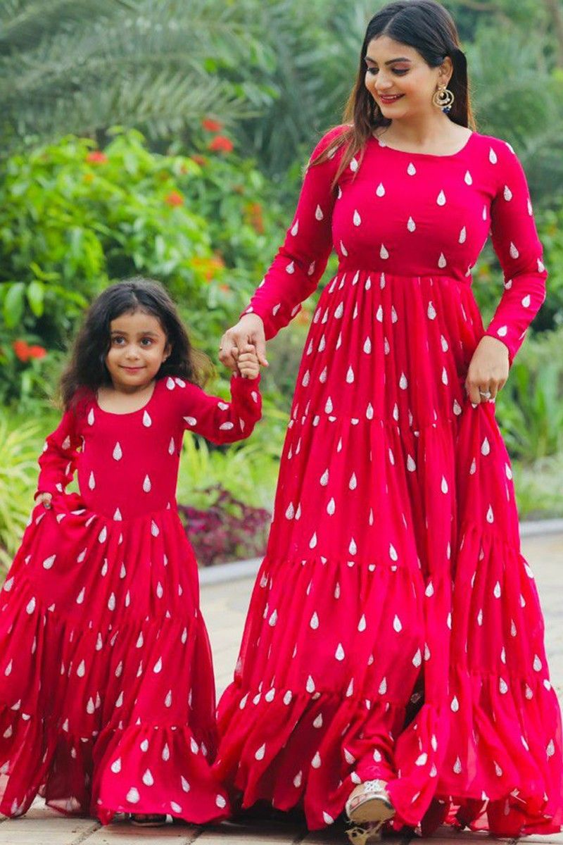 Buy Coral Pink Net Mother Daughter Combo With Stone & Floral Work | Mother  daughter dress, Mom daughter matching dresses, Mother daughter outfits