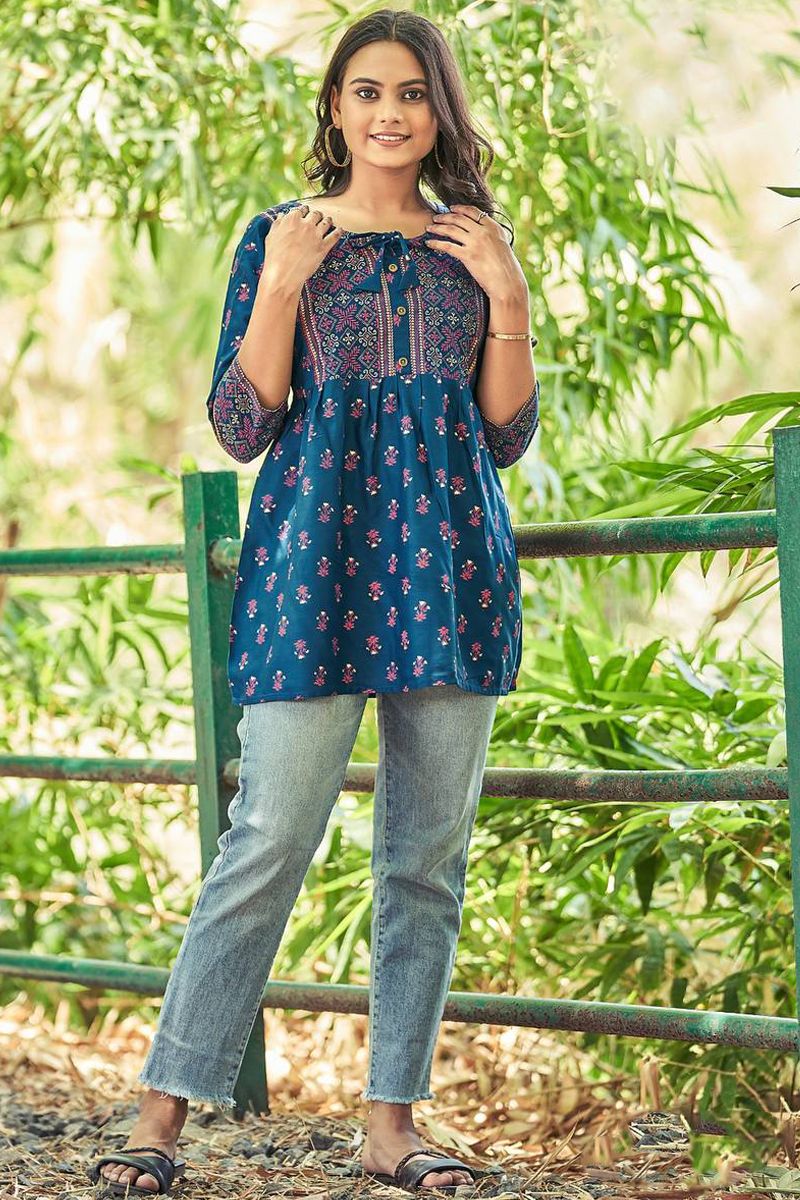 Buy Pink Printed Cotton A-Line Kurti Online at Rs.480 | Libas