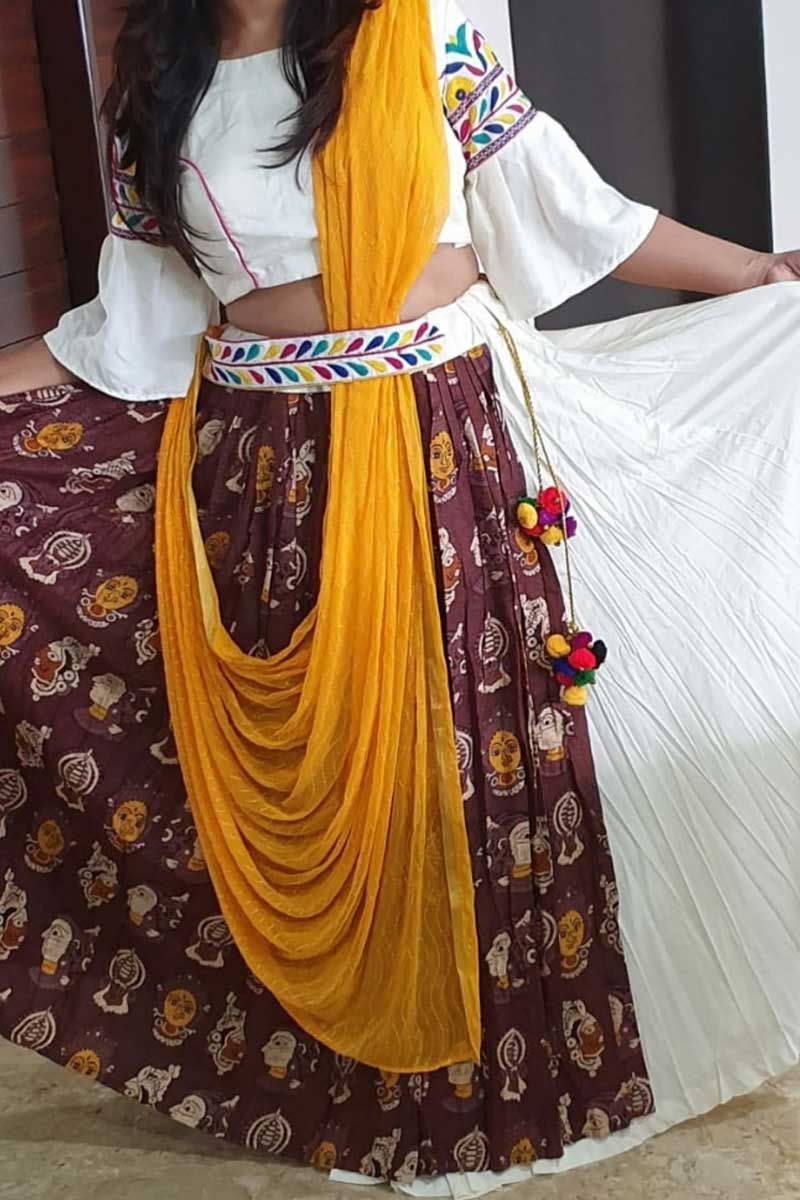 SANSKRITI FANCY DRESSES Navratri Chaniya Choli Fancy Dress Folk Dance Dress  (8 To 10 Years) : Amazon.in: Clothing & Accessories