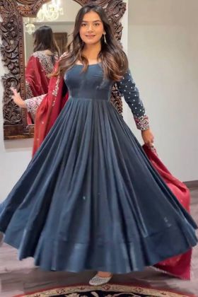 Grey Anarkali Gown With Contrast Dupatta