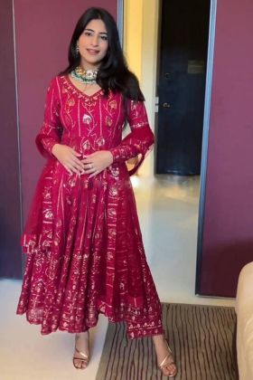 Yankita Kapoor Style Magenta Pink Anarkali Style Gown
